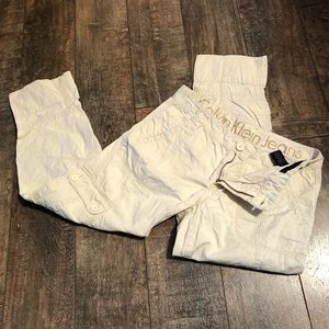 Calvin Klein Jeans - Capris - 8